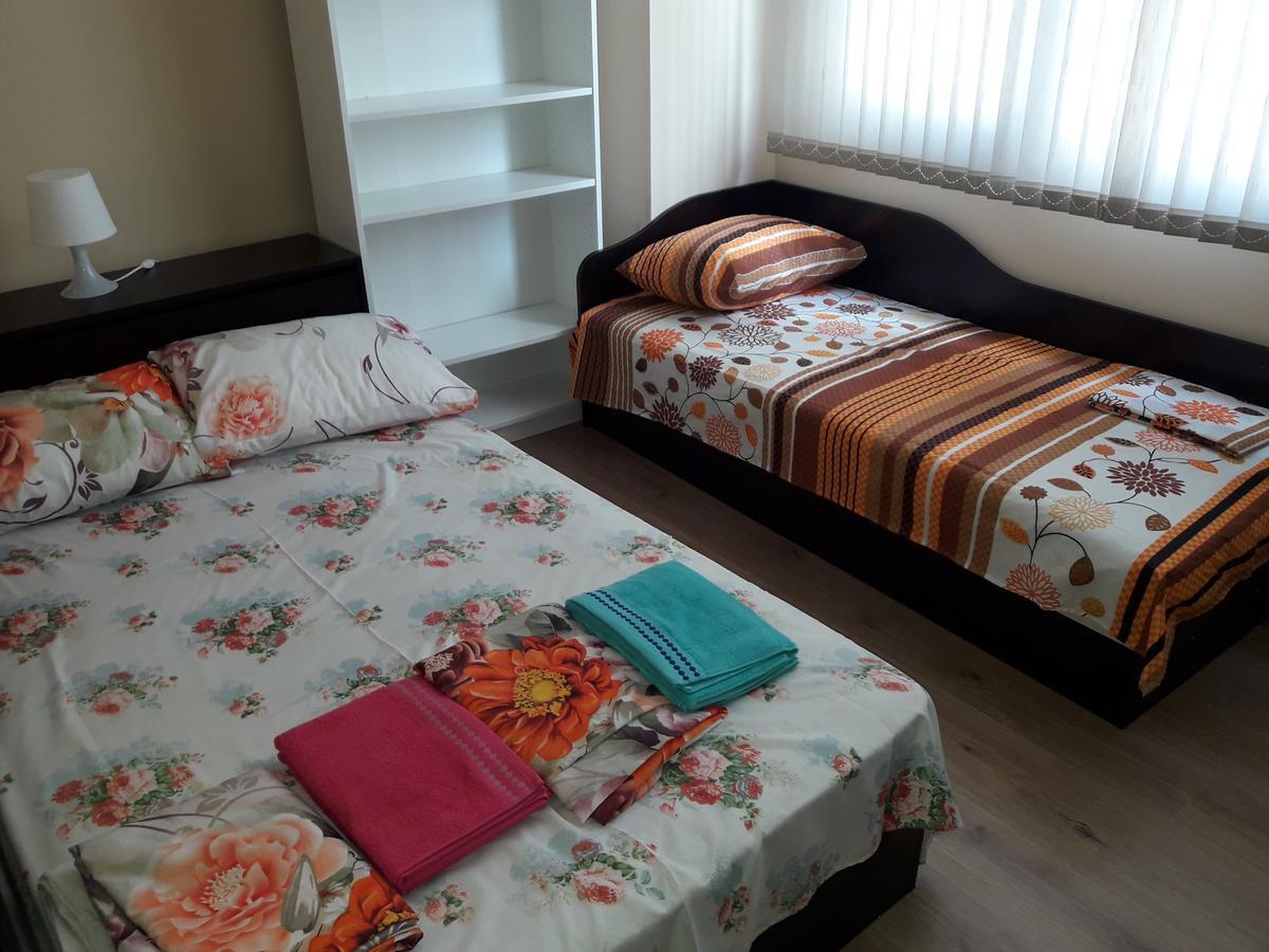Guest House Mania Софія Екстер'єр фото